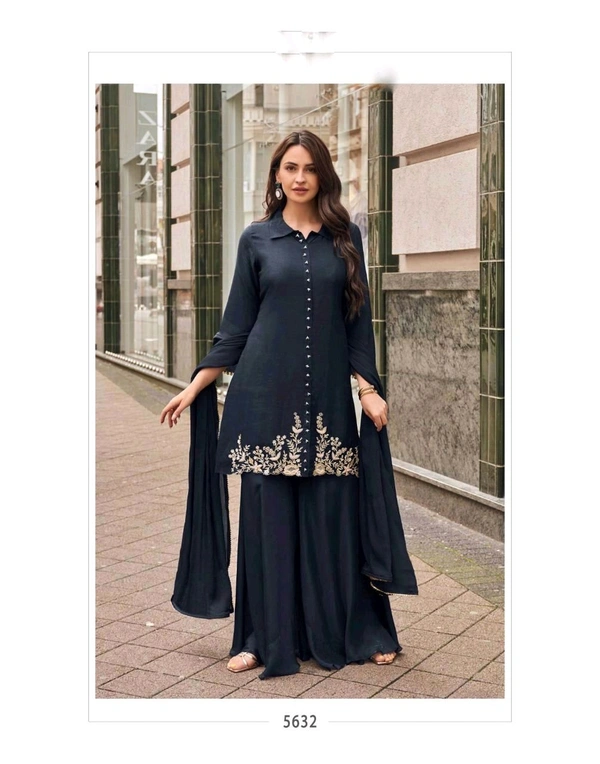 Antique Fashion 1 Present  Kurti Plazo Set - L