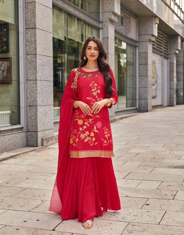 Antique Fashion 1 Present  Kurti Plazo Set - L