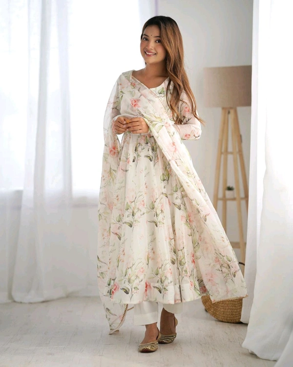 Antique Fashion 1 This colourfull lightweight  fresh look outfit is perfect for upcoming summer festivities and weddings which provides you more comfort and style - M