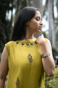 Antique Fashion 1 Kurti Plazo Set Collection  - L, colour 2