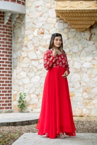 Antique Fashion 1 Gorgette Gowns With Floral and Plain Combination - colour 2