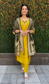 Antique Fashion 1 Kurti Pant Dupatta Collection 2024 - XL