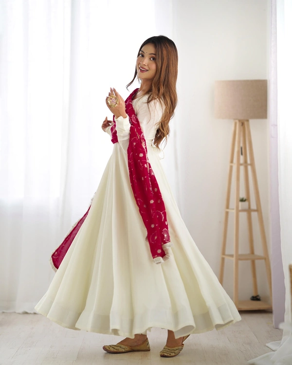 Antique Fashion 1 PURE SOFT VICHITRA  SILK FABRIC FULLY FLAIR KALI PATTERN AND CANVAS PATTA WITH DUPPTA SET,PENT READY TO WEAR - S, dark rani