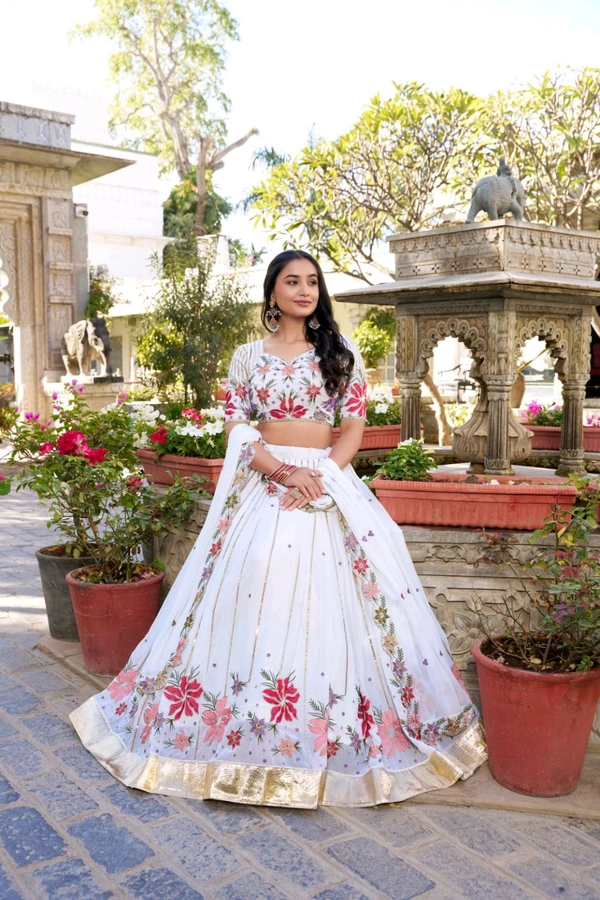 Antique Fashion 1 Wedding Collection 2024-25 - Note :- Flair :- 4.5 Meter