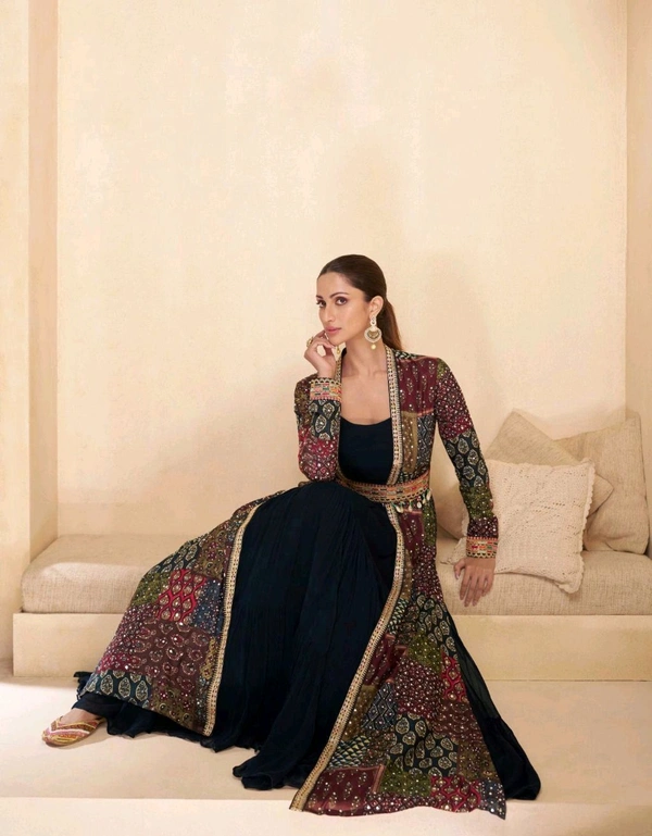 Antique Fashion 1 Designer Dresses Collection For 2025 - Designe 2