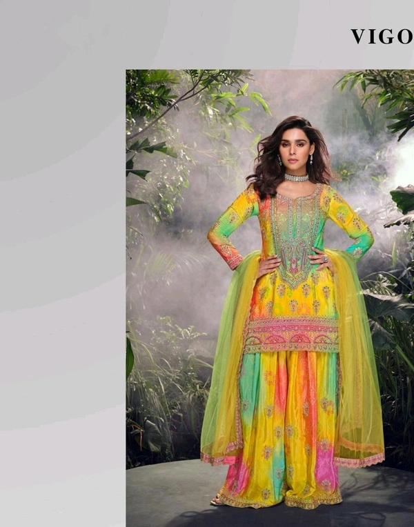 Antique Fashion 1 Designer Dresses  - S