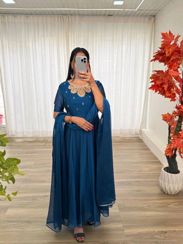 Antique Fashion 1 Gown + Dupatta Collection  - M, colour 1