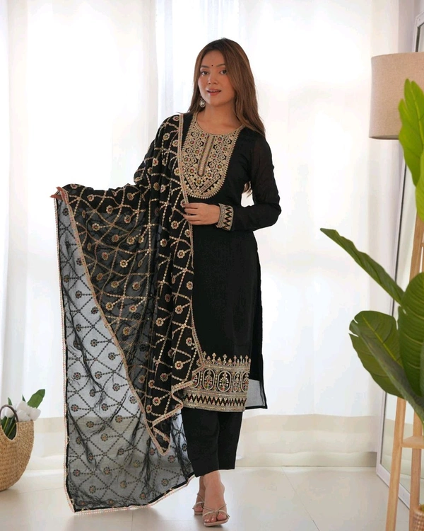 Antique Fashion 1 Designer Kurti Pant Collection - S