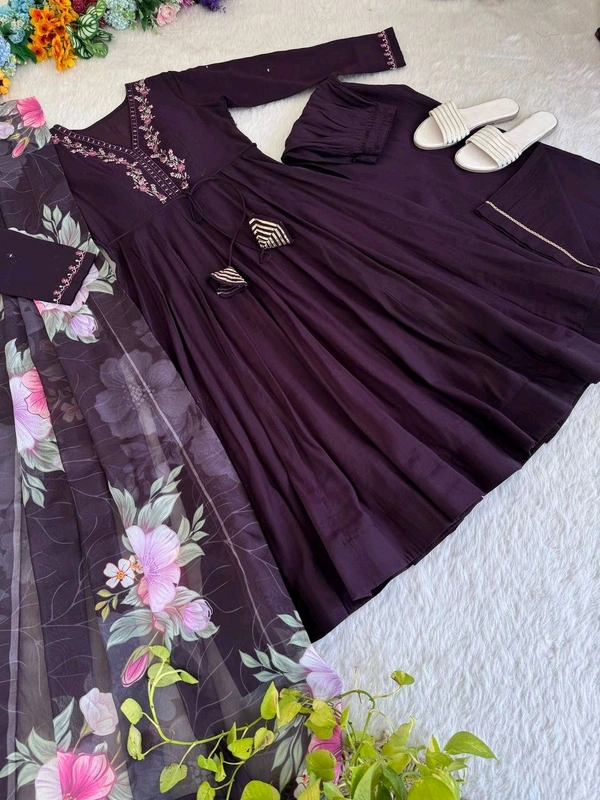 Antique Fashion 1 Kurti Pant Collection  - M