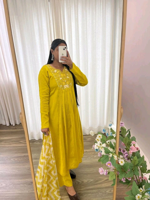 Antique Fashion 1 Kurti Pant Set  - XL
