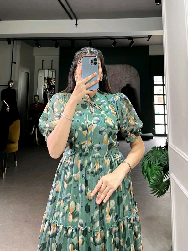 Antique Fashion 1 Designeer Collection  - colour 1, L