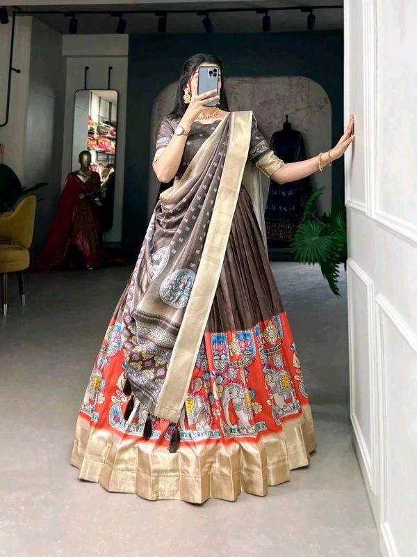 Antique Fashion 1 Elevate your ethnic fashion with the allure of South Indian style Lehenga Choli  a blend of tradition and modernity that captivates hearts - colour 3, Stitched Blouse