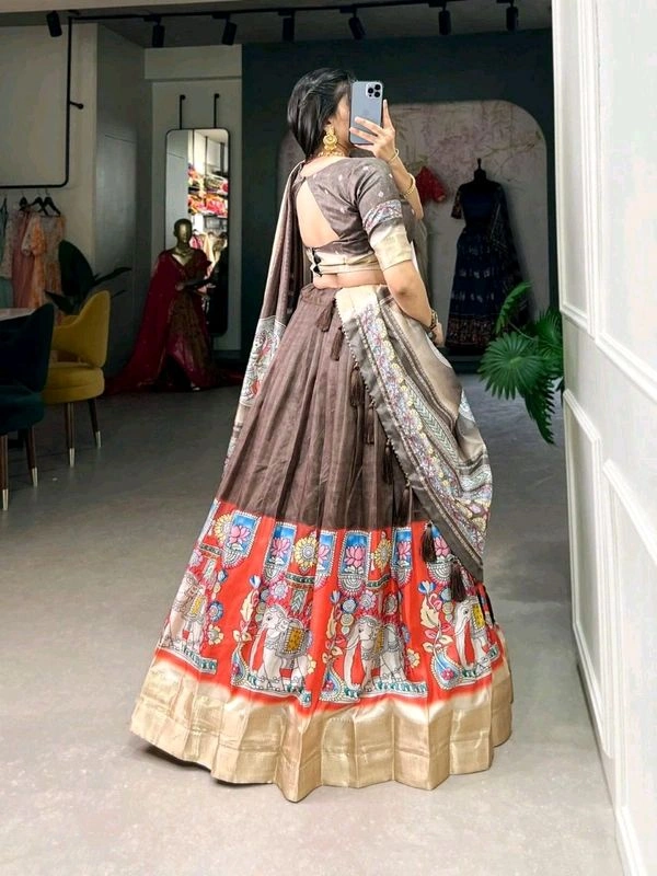 Antique Fashion 1 Elevate your ethnic fashion with the allure of South Indian style Lehenga Choli  a blend of tradition and modernity that captivates hearts - colour 3, Stitched Blouse