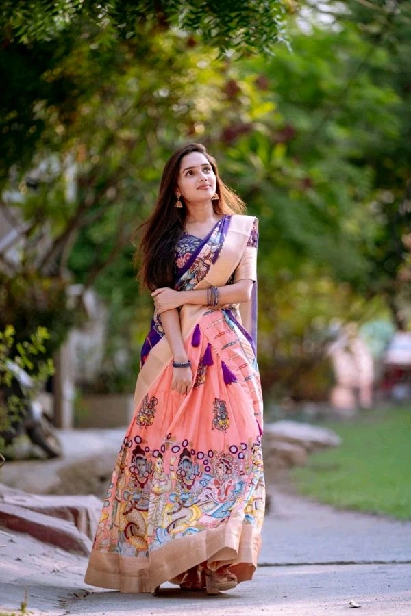 Antique Fashion 1 Elevate your ethnic fashion with the allure of South Indian style Lehenga Choli  a blend of tradition and modernity that captivates hearts - colour 4, Sttiched Blouse
