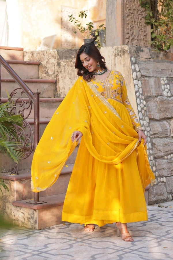 Antique Fashion 1 Alia Cut Gown With Dupatta  - colour 2, M