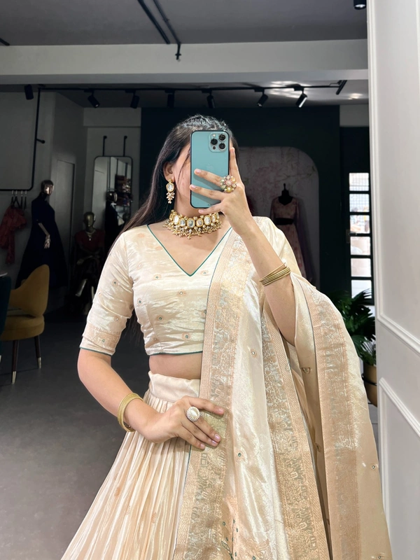 Antique Fashion 1 Wedding Collection  - Bottal green