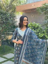 Antique Fashion 1 Kurta Set With Duppta - Xl