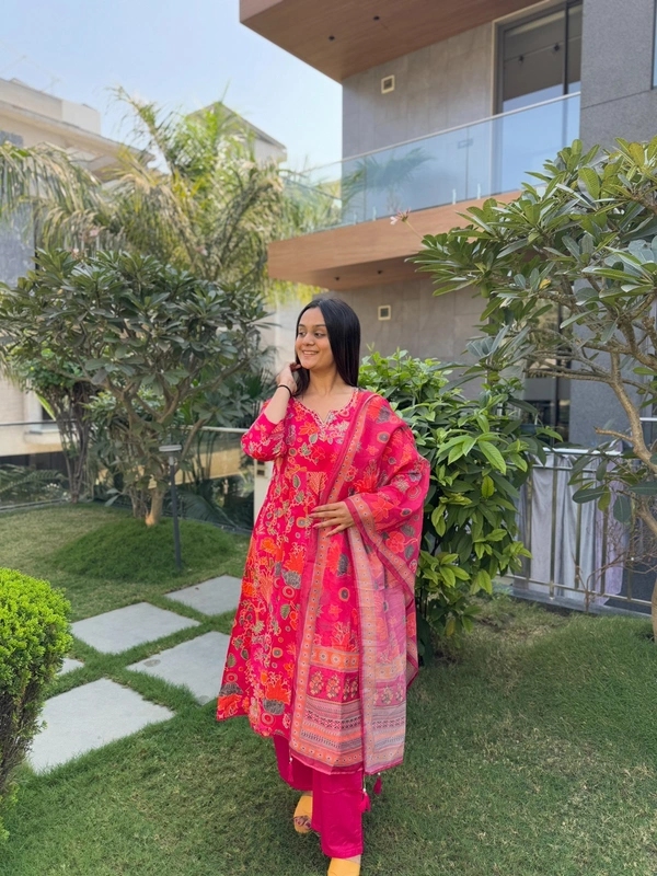 Antique Fashion 1 Kurta Set With Duppta - L