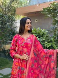 Antique Fashion 1 Kurta Set With Duppta - L