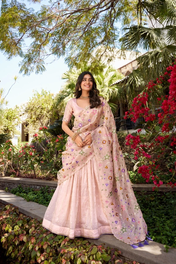 Antique Fashion 1 Lehenga collection  - Xl, Unstiched Blose