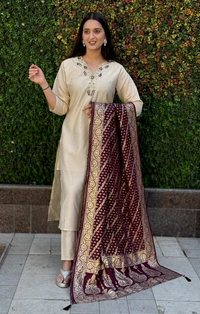 Antique Fashion 1 Kurti Pant Set  - M