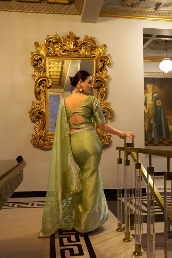 Antique Fashion 1 Tissue Simmer saree - Pista, Unstiched Blouse, Xl