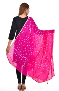 PK HUB® Women's Jaipuri Rajasthani Silk Bandhani Bandhej Multi and single-Colored Dupatta with Small mugji border and latkan - FREE SIZE, Pink