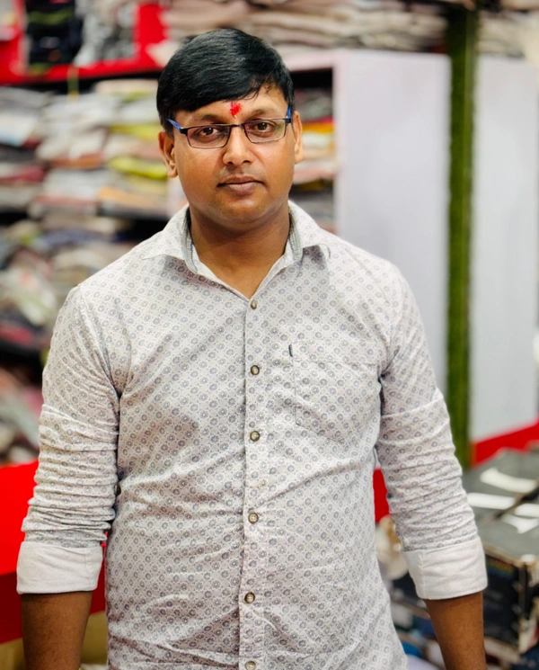 Gautam Maddheshiya (1032)