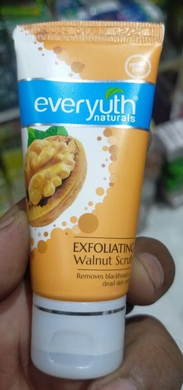 Everyuth Walnut SCRUB - 25g