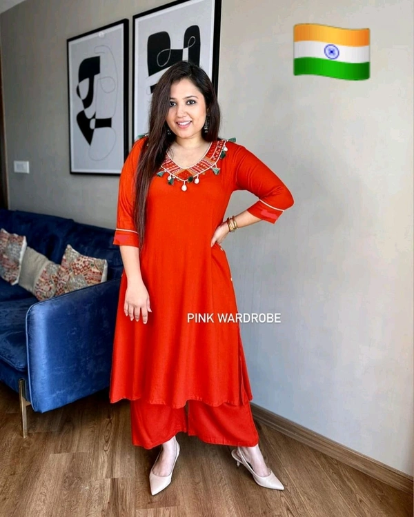 SF5 5640 *New wea*Work  *beautiful hand work*Embroidery work kurta 
With  pant set - L-40