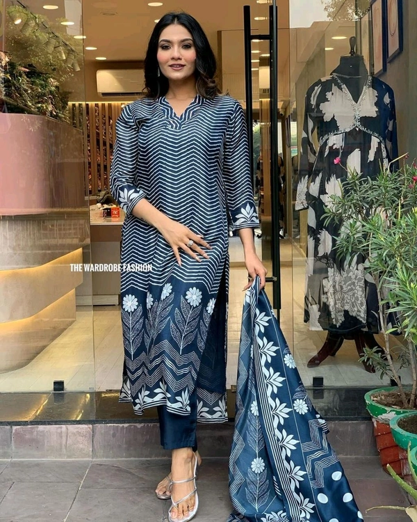 LCJ 5652 *New Cotton suit  *Pent* with *Maslen digital print* dupatta
 - 3XL-46