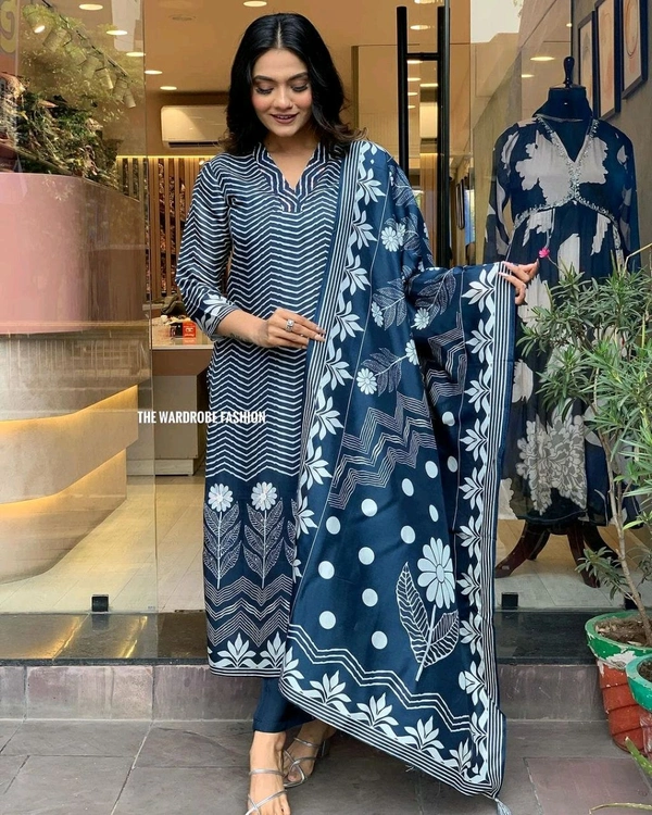 LCJ 5652 *New Cotton suit  *Pent* with *Maslen digital print* dupatta
 - 3XL-46