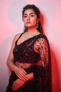 DSS 5655 new cocktails this gorgeous Net saree Whit Hand Work 
