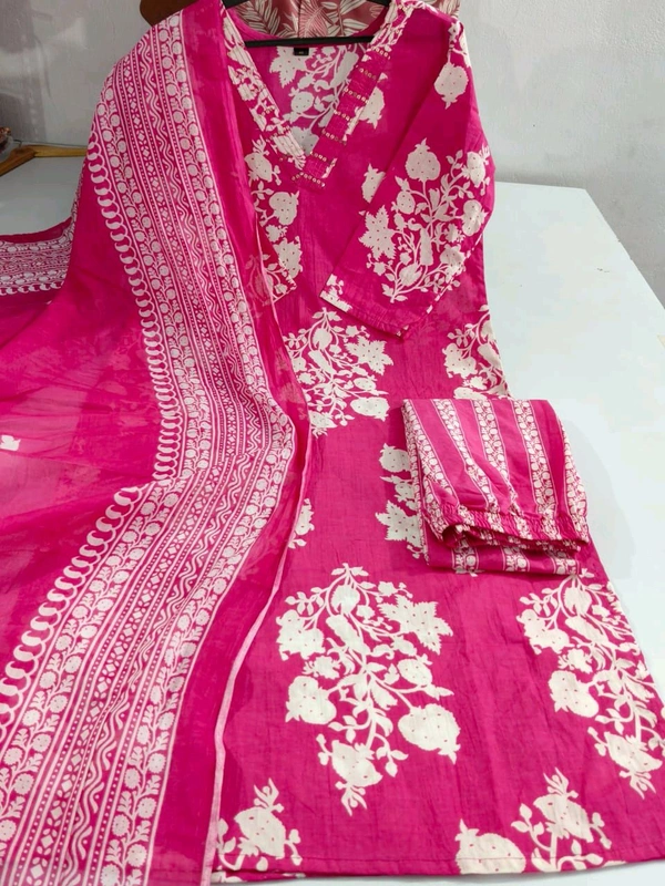 LCJ 5659 New Heavy Cotton Kurta Pant Dupatta  Sequence Work 
 - pink, 2XL-44