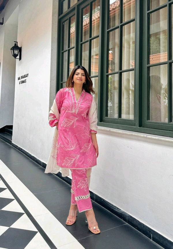 LCW 5690 *New Pink Kurta Pant duppta side hand cut and pant Lace work  - M-38