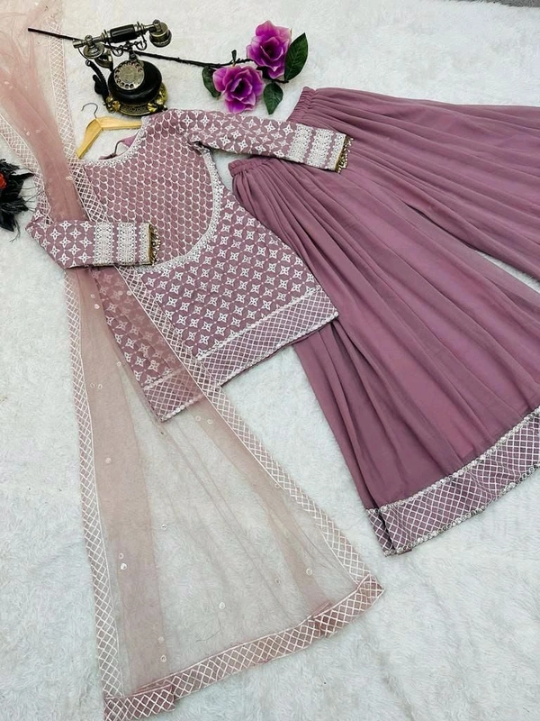 DSS 5701 BEAUTIFUL FOX GEORGETTE  SARARRA
SOFT NET  EMBROIDERY DUBAL SIQUNCE WORK - XL-42