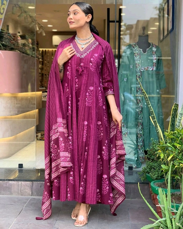 LCW 5705 *New lounch Cotton  A-line Kurta Pant Set  Hand work& embroidery* - Pink, L-40