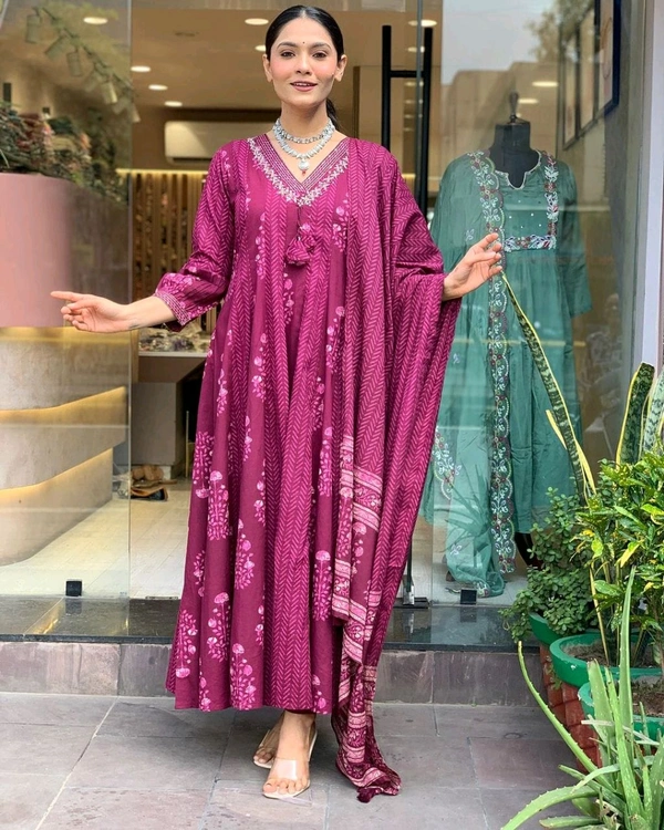 LCW 5705 *New lounch Cotton  A-line Kurta Pant Set  Hand work& embroidery* - Pink, 3XL-46