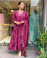 LCW 5705 *New lounch Cotton  A-line Kurta Pant Set  Hand work& embroidery* - Pink, 3XL-46