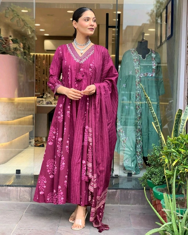 LCW 5705 *New lounch Cotton  A-line Kurta Pant Set  Hand work& embroidery* - Pink, 3XL-46