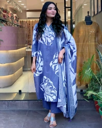 LCW 5706 Very Beautiful Heavy Cotton Kurti Pant & Dupatta Set Beautiful Heavy  Embroidery On Neck - M-38
