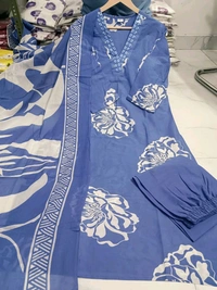 LCW 5706 Very Beautiful Heavy Cotton Kurti Pant & Dupatta Set Beautiful Heavy  Embroidery On Neck - 2XL-44