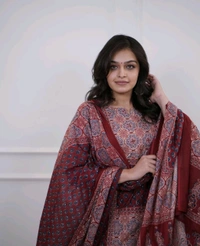 LCW 5709 *New beautiful Kurta Pant With  print dupatta sets Traditional wear Work Hand mirror work - Maroon, L-40