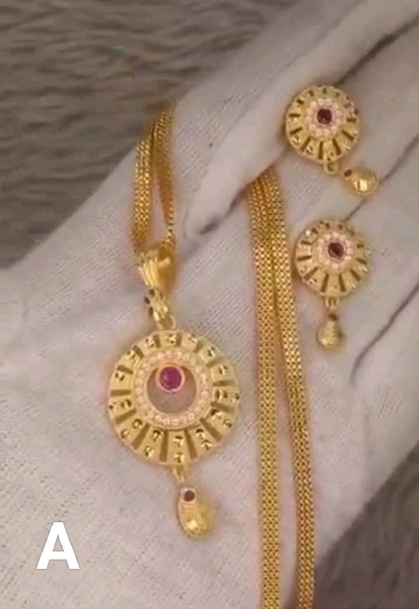 LCW 5710 one gram gold pendant set - A