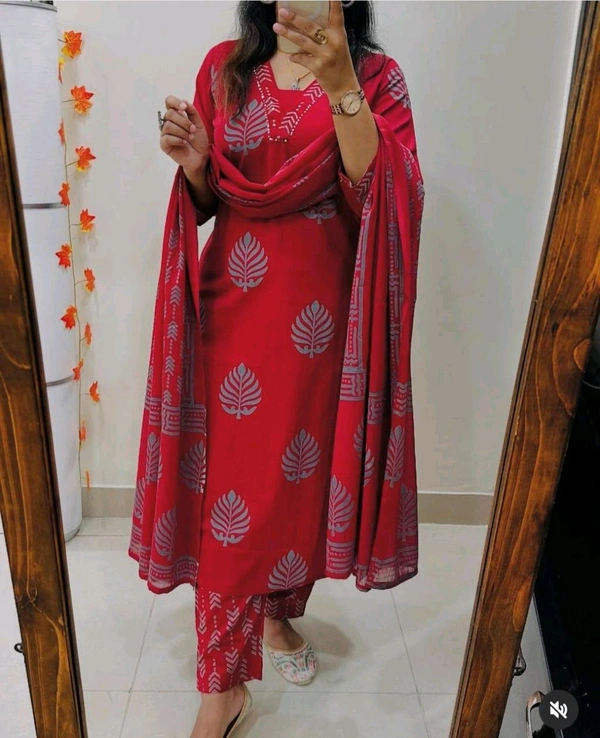 LCW 5735 New Cotton Kurti Pant Dupatta Set Beautiful Hand work Print With  Side Pocket  - Red, XL-42