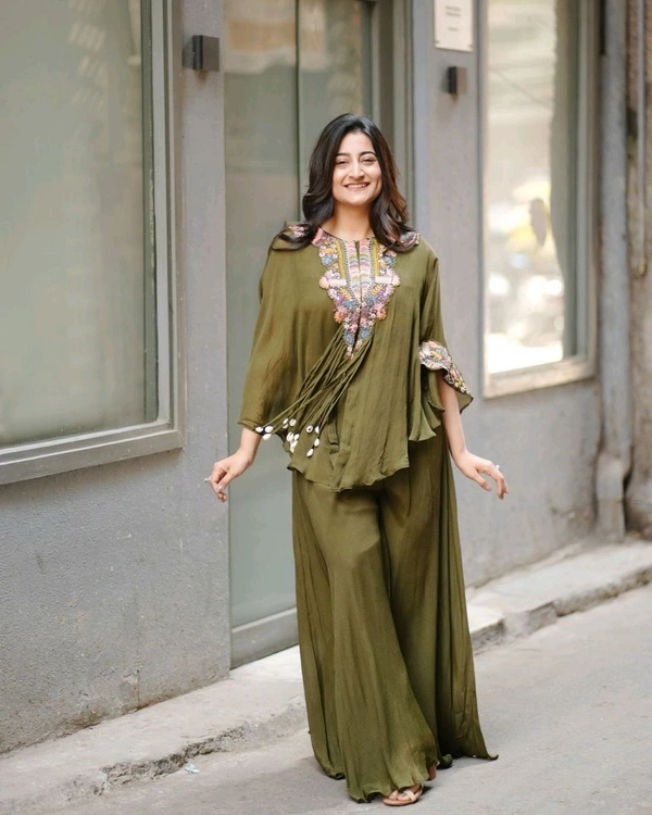DSS 5743 *NEW INDO WESTERN WITH CODI LATKAN  SEQUENCE EMBROIDERED WORK CHINON DRESS - Glade Green, 2XL-42