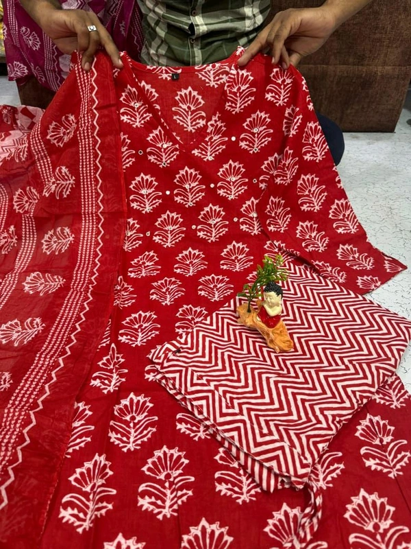 LCW 5749 New Beautiful Heavy Cotton Kurti Pant Dupatta Set Embroidery With Side Pocket     - Red, L-40