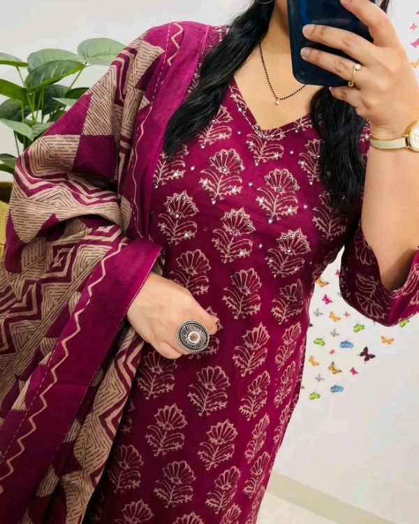 LCW 5749 New Beautiful Heavy Cotton Kurti Pant Dupatta Set Embroidery With Side Pocket     - Pink, 2XL-44