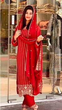 DSS 5773  NEW ĐĚSIGNER PARTY WEAR CHINON SILK TOP AND PANT PLAZZO. FANCY DUPPATA EMBROIDERY WORK - XL-42