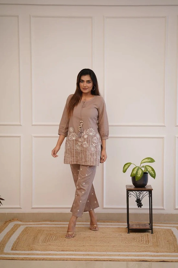 RPR Embroidery Top With Pant  - L-40, Cameo